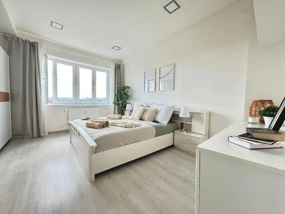 Appartamento Spacious Apt Near Prague Castle